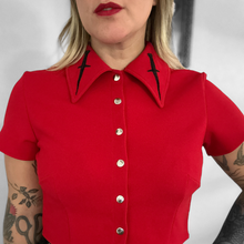 Load image into Gallery viewer, Cropped Dagger Blouse